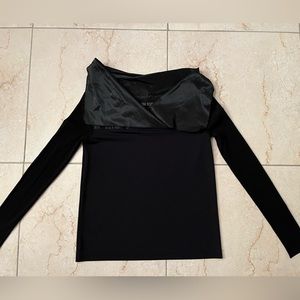 Brand new XO XENIA DESIGN Fun Women’s Top. Size small.